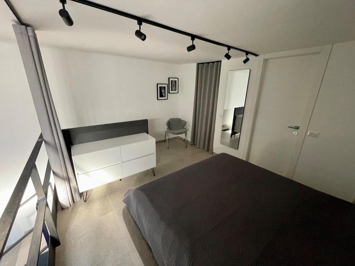 Apartment Cozy Loft In Navigli Area *